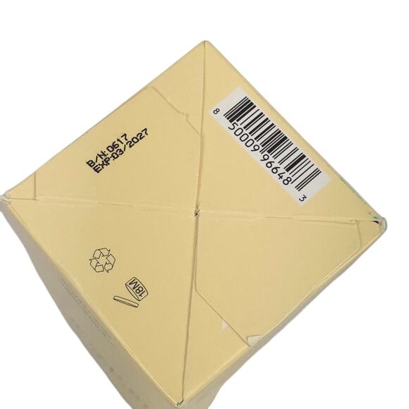 African Botanics Floral Bath Milk Uplifting And Calming Bi-Phase Soak - Picture 6 of 6